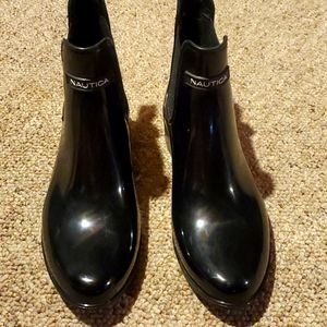 Never worn Nautica boots